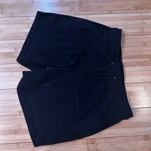Alphalete Essential Black shorts